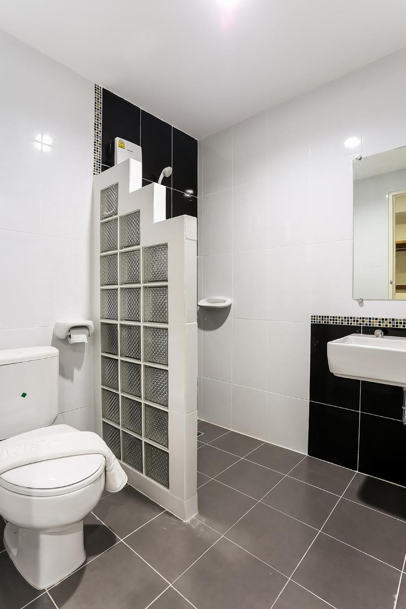 Canary House Rachawong คานารี่ เฮ้าส์ ราชวงศ์ Chiang Mai Ngoại thất bức ảnh